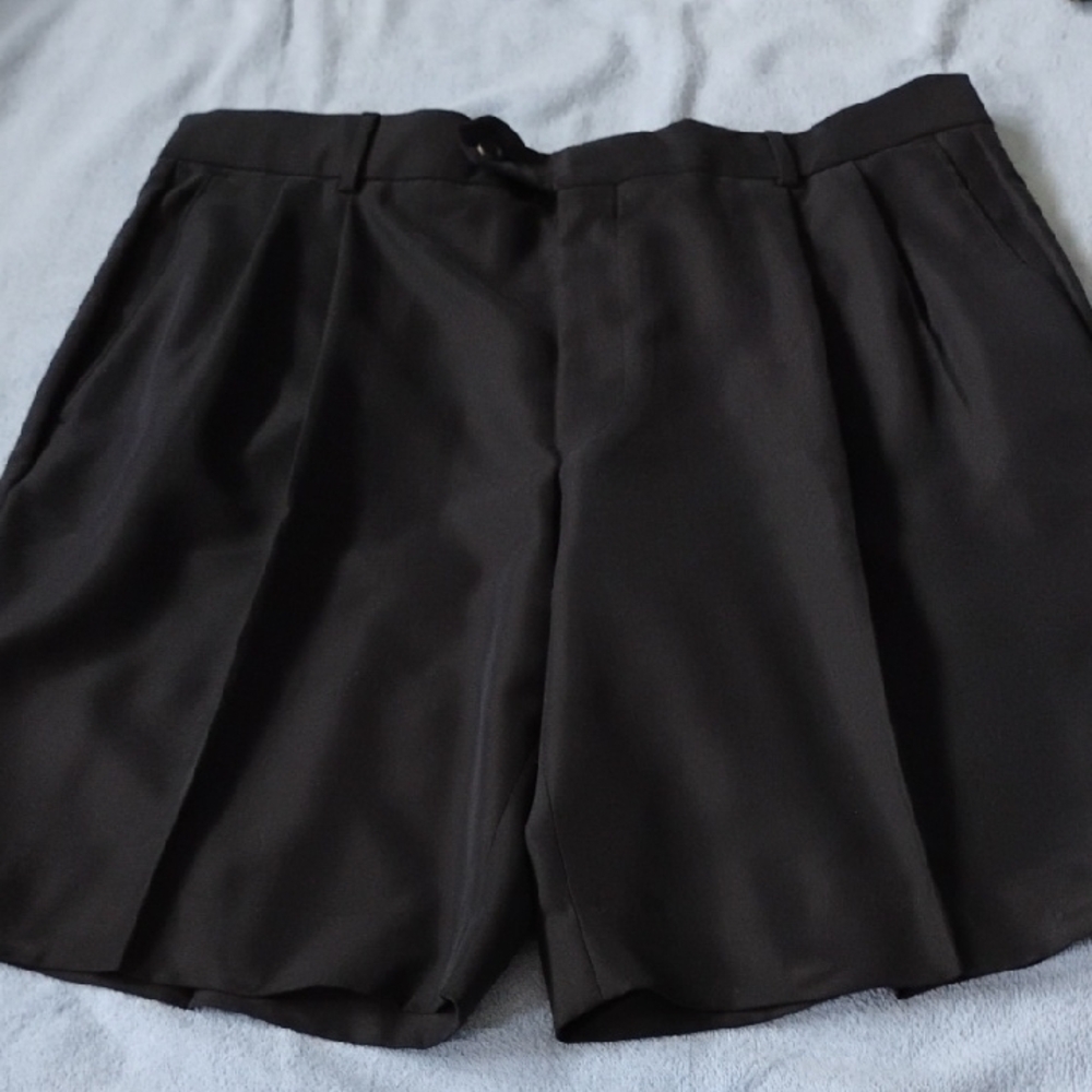 Neiman Marcus Pleated Shorts